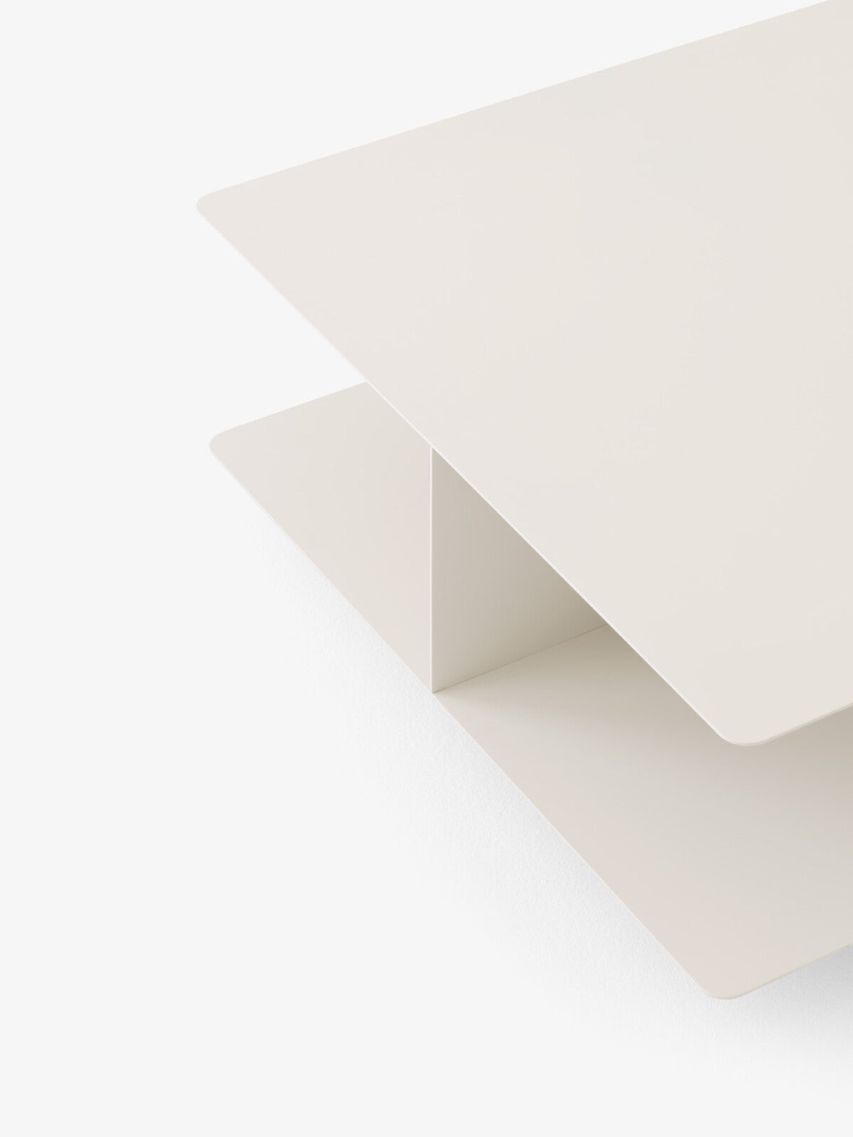 Develius Table EV3 Ivory