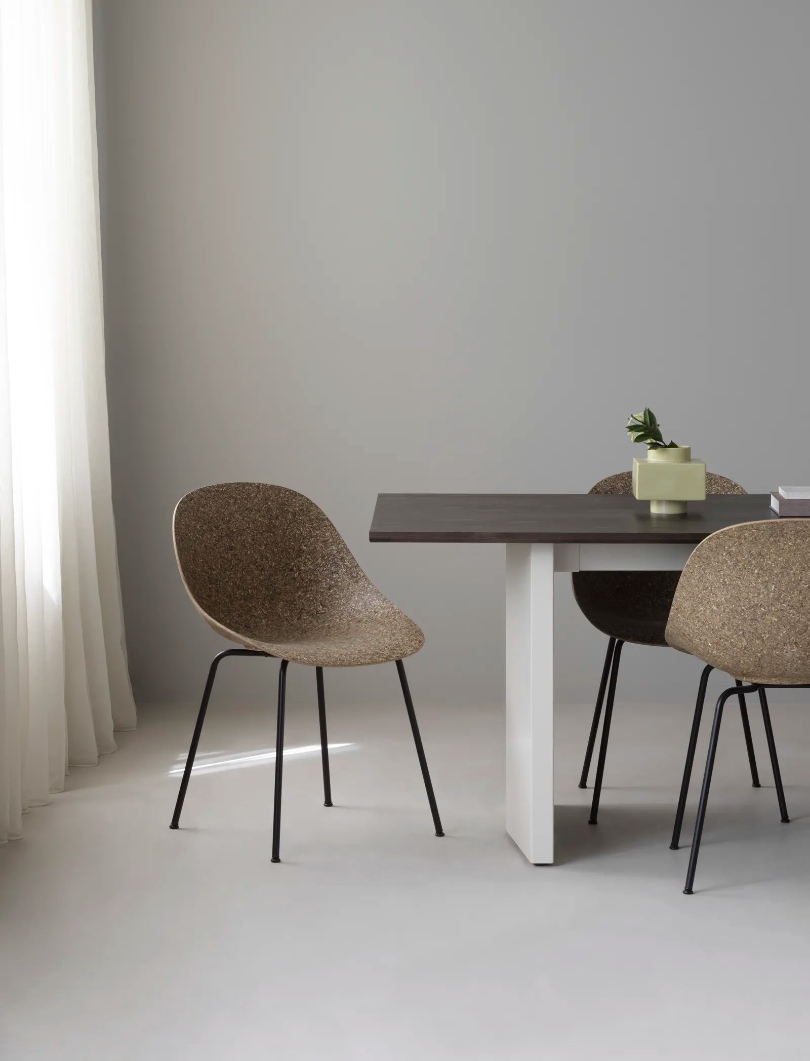 Panel Table Medium Cream/Dark Brown