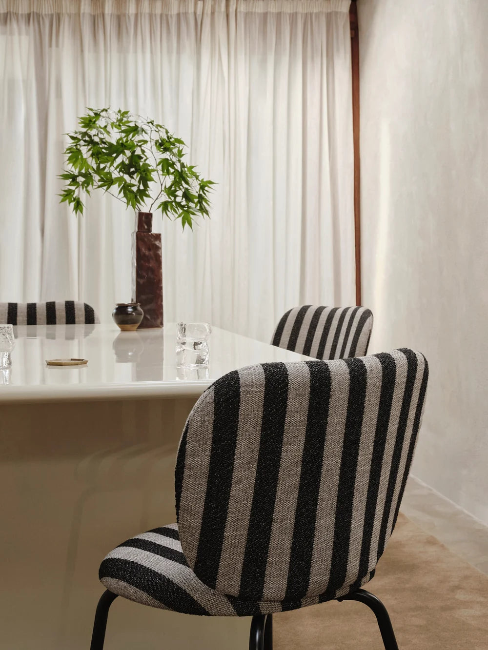 Rico Chair Louisiana Sand/Black
