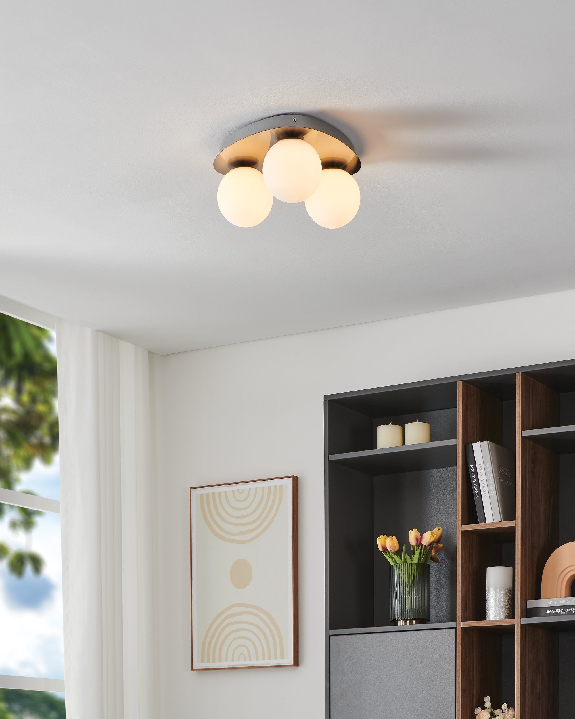 Castrovido Flush Mount