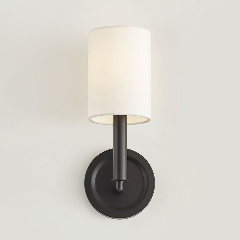 Egmont Black
