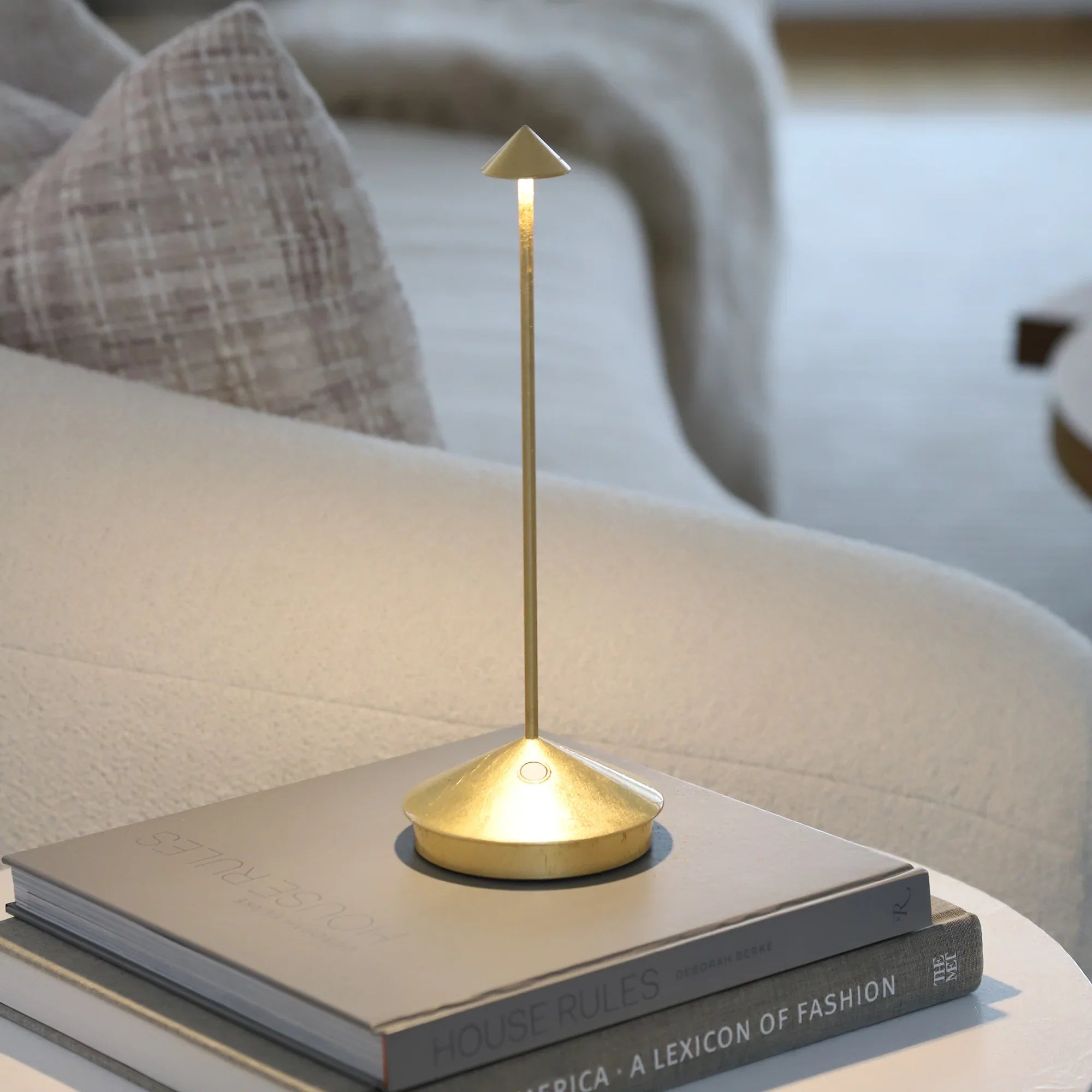 Pina Pro Table Gold Leaf