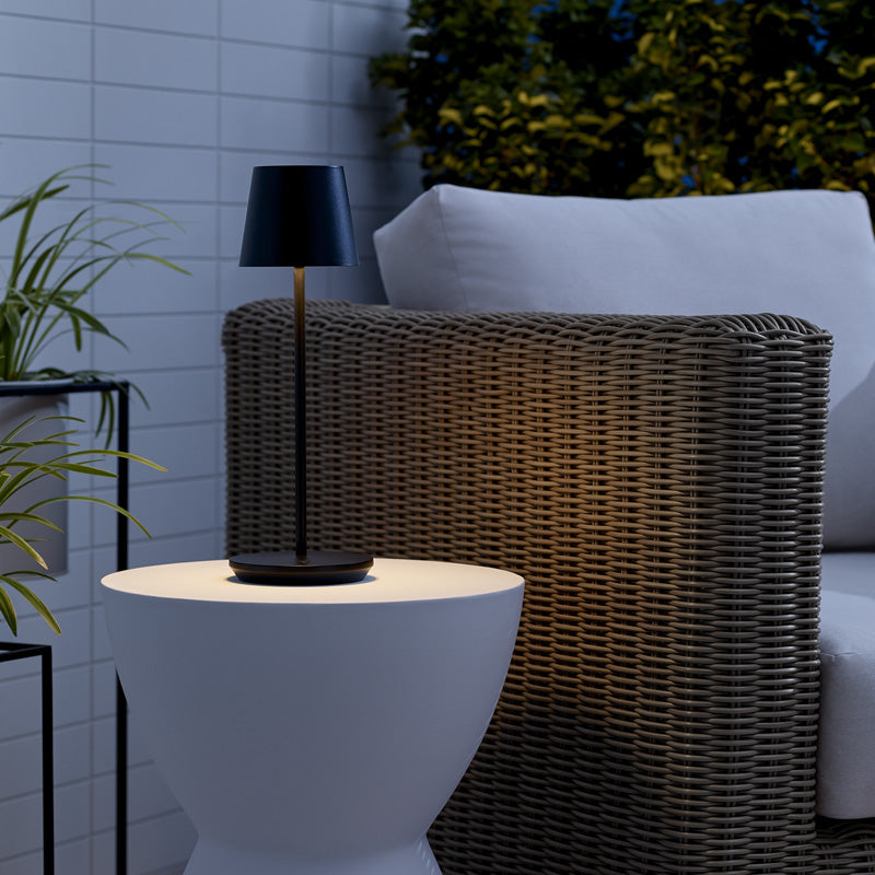 Nevis Table Lamp Negra