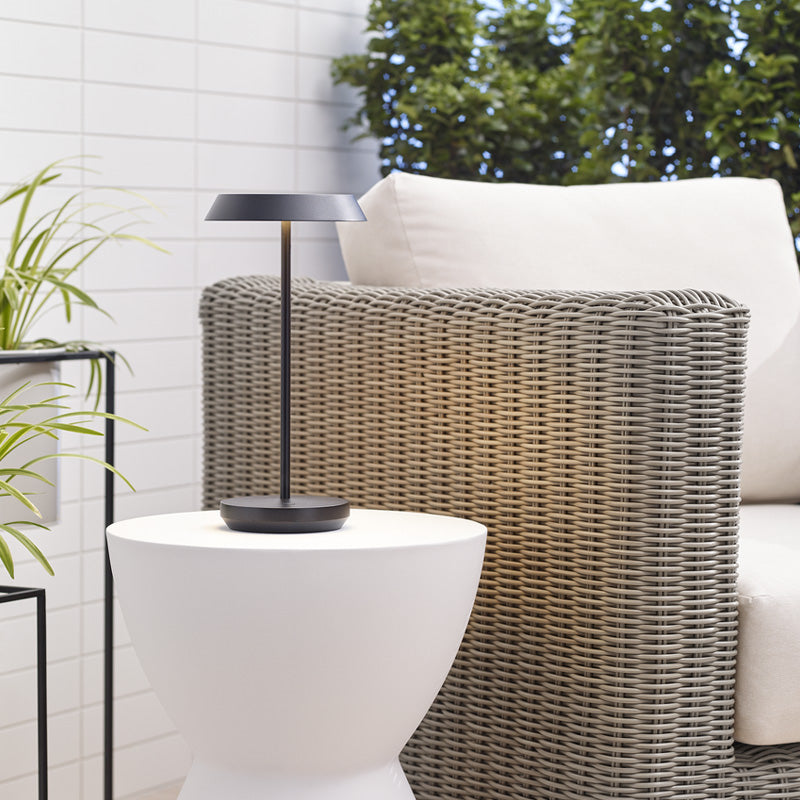 Tepa Accent Table Lamp Negra