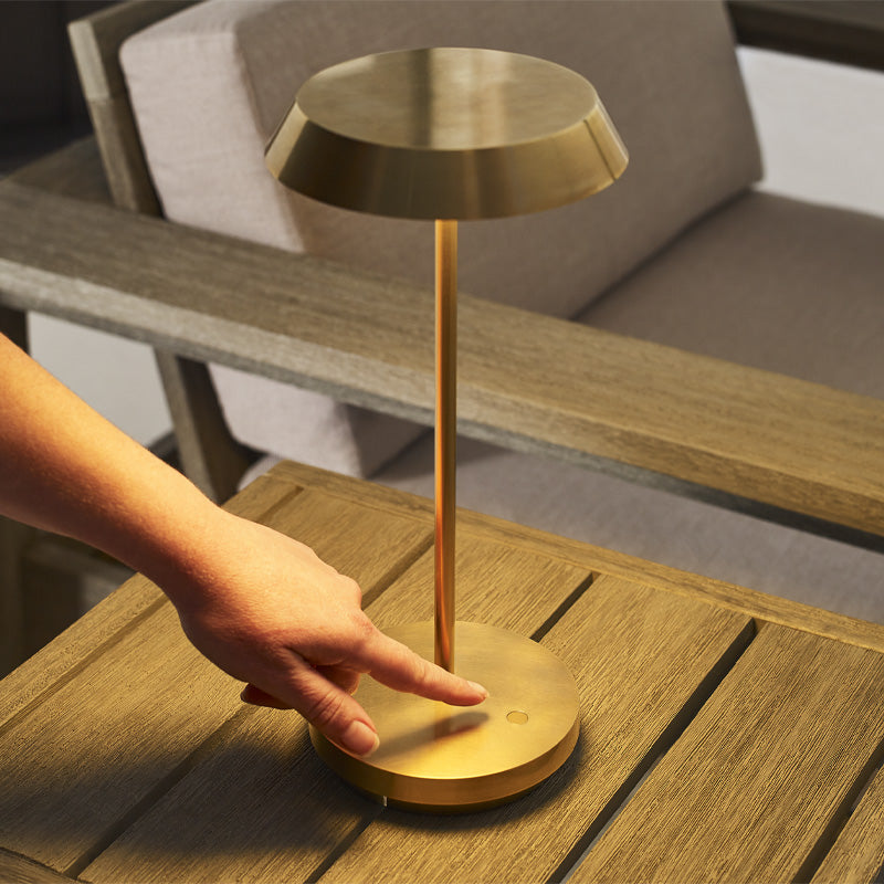 Tepa Accent Table Lamp Dorada