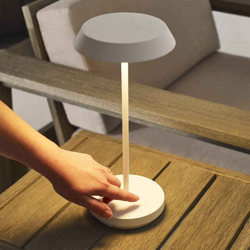 Tepa Accent Table Lamp Blanca