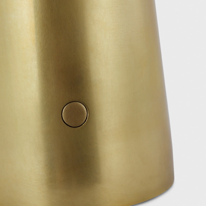 Sesa Table Lamp Brass