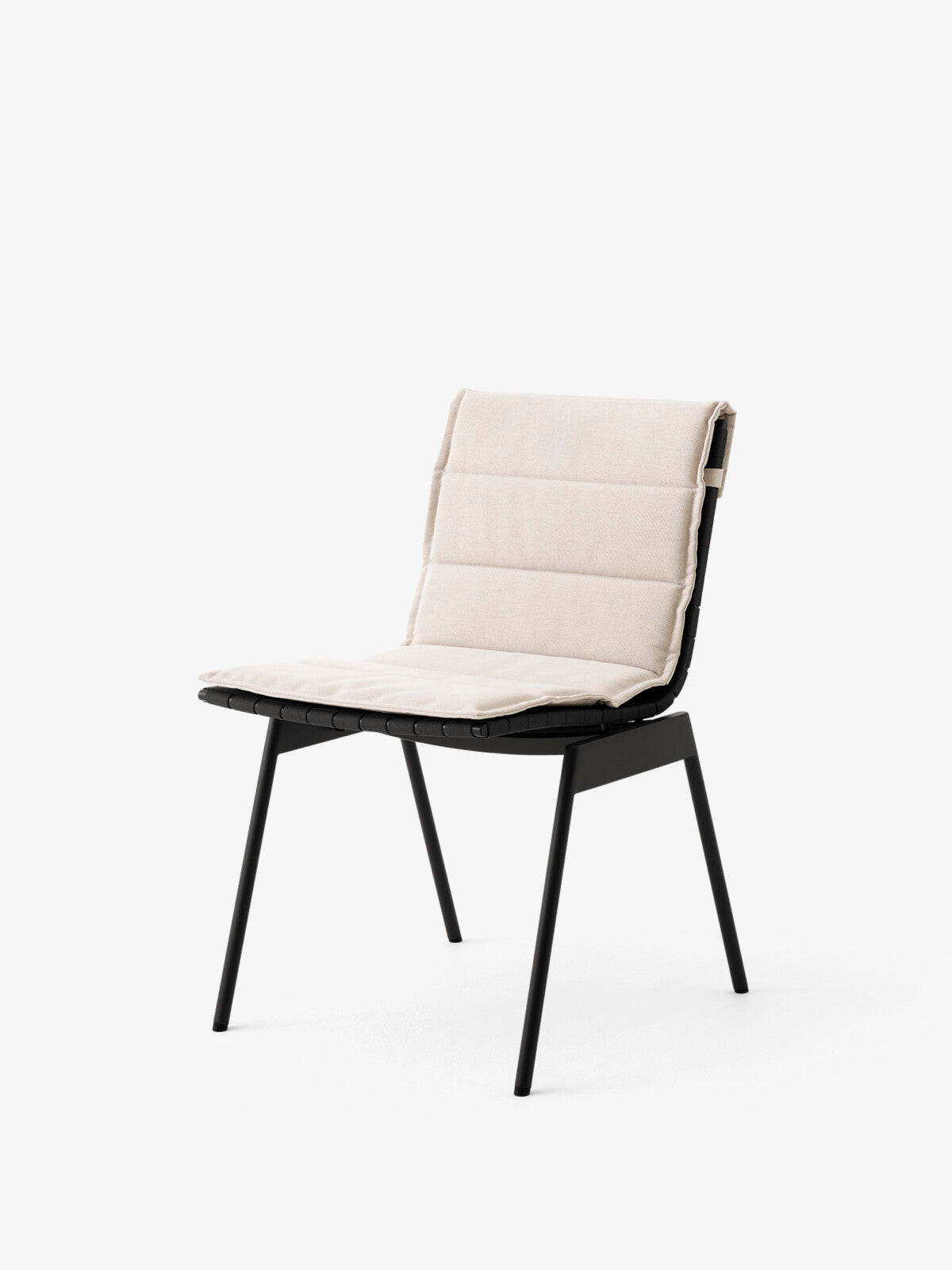 Ville AV34 Chair Warm Black