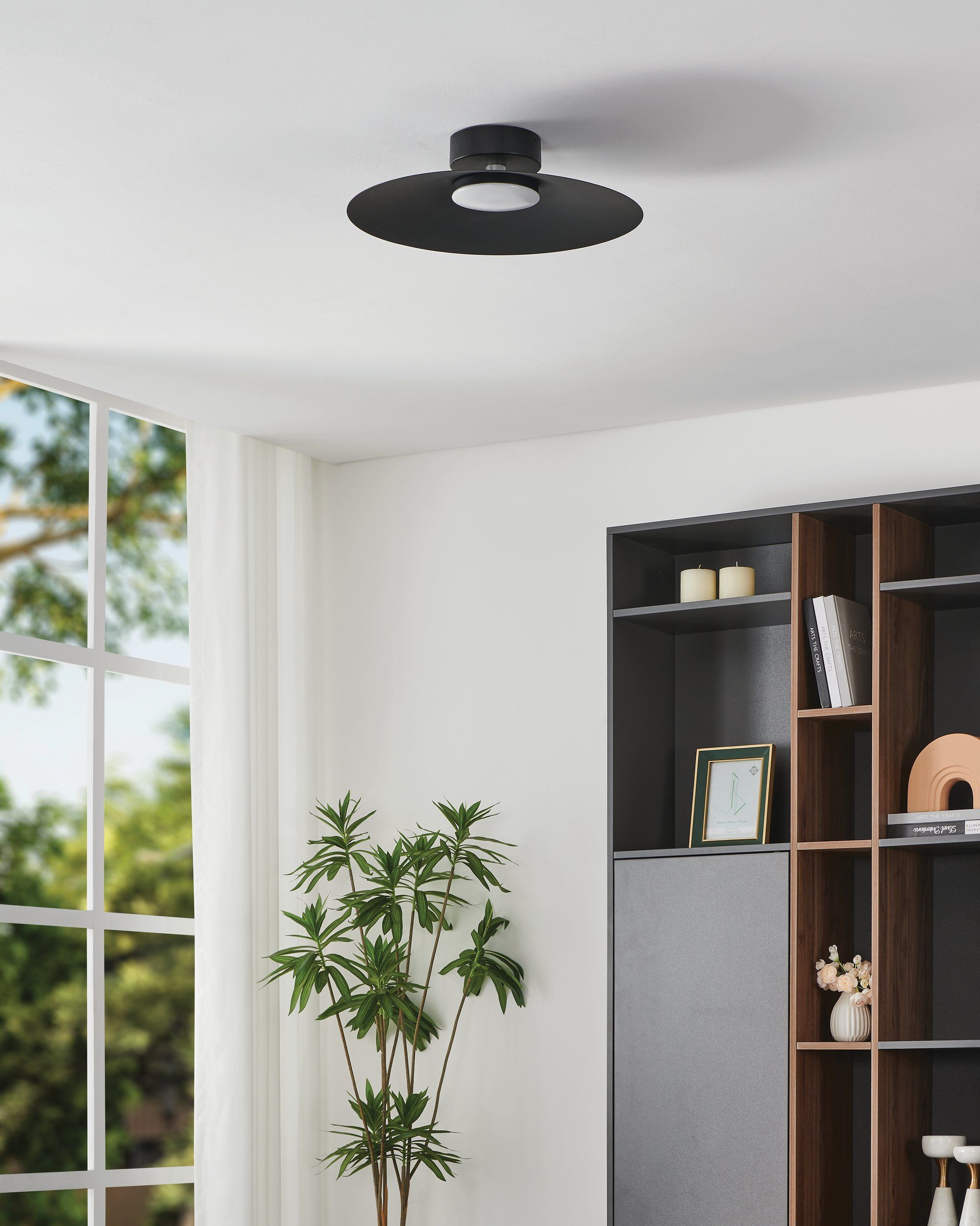 Conomavilla Flush Mount