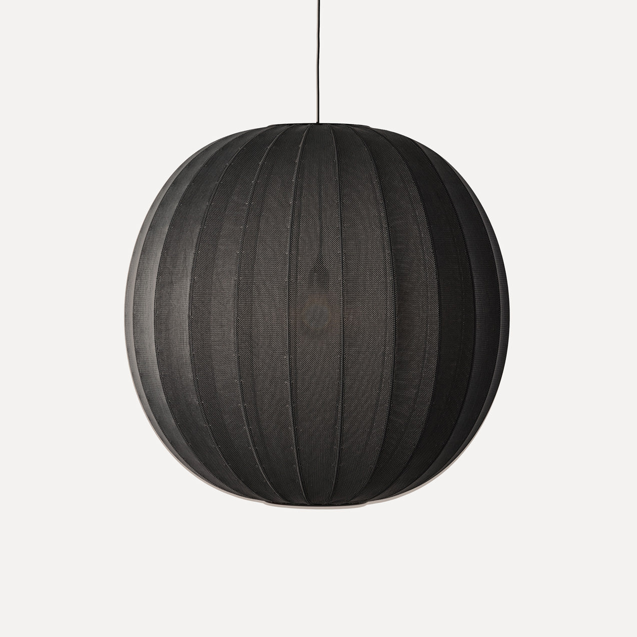 Knit Wit 75 Round Pendant Black