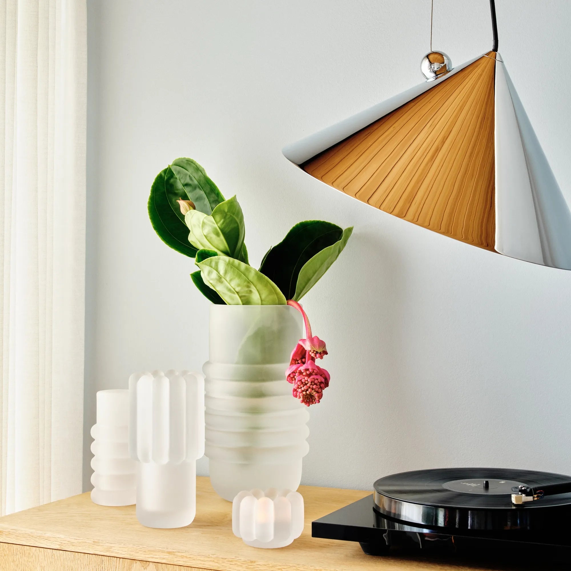 Press Vertical Tealight Holder Frosted