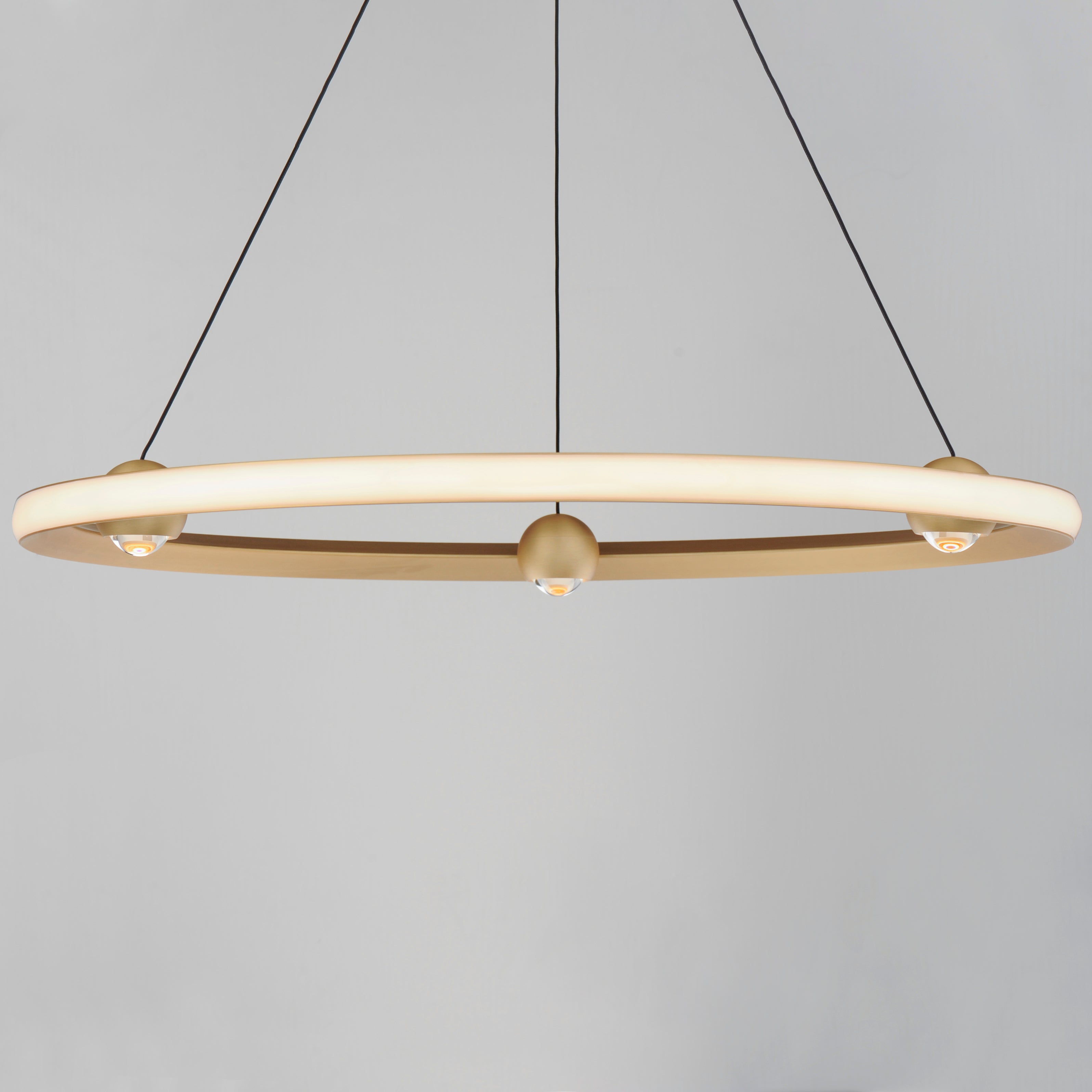 Nodes 32" Pendant Gold