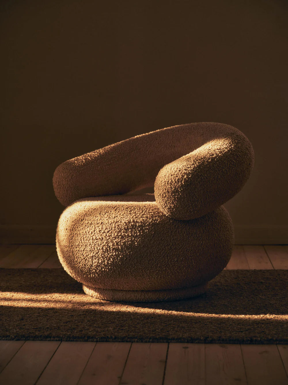 Orbo Lounge Chair Swivel Brown