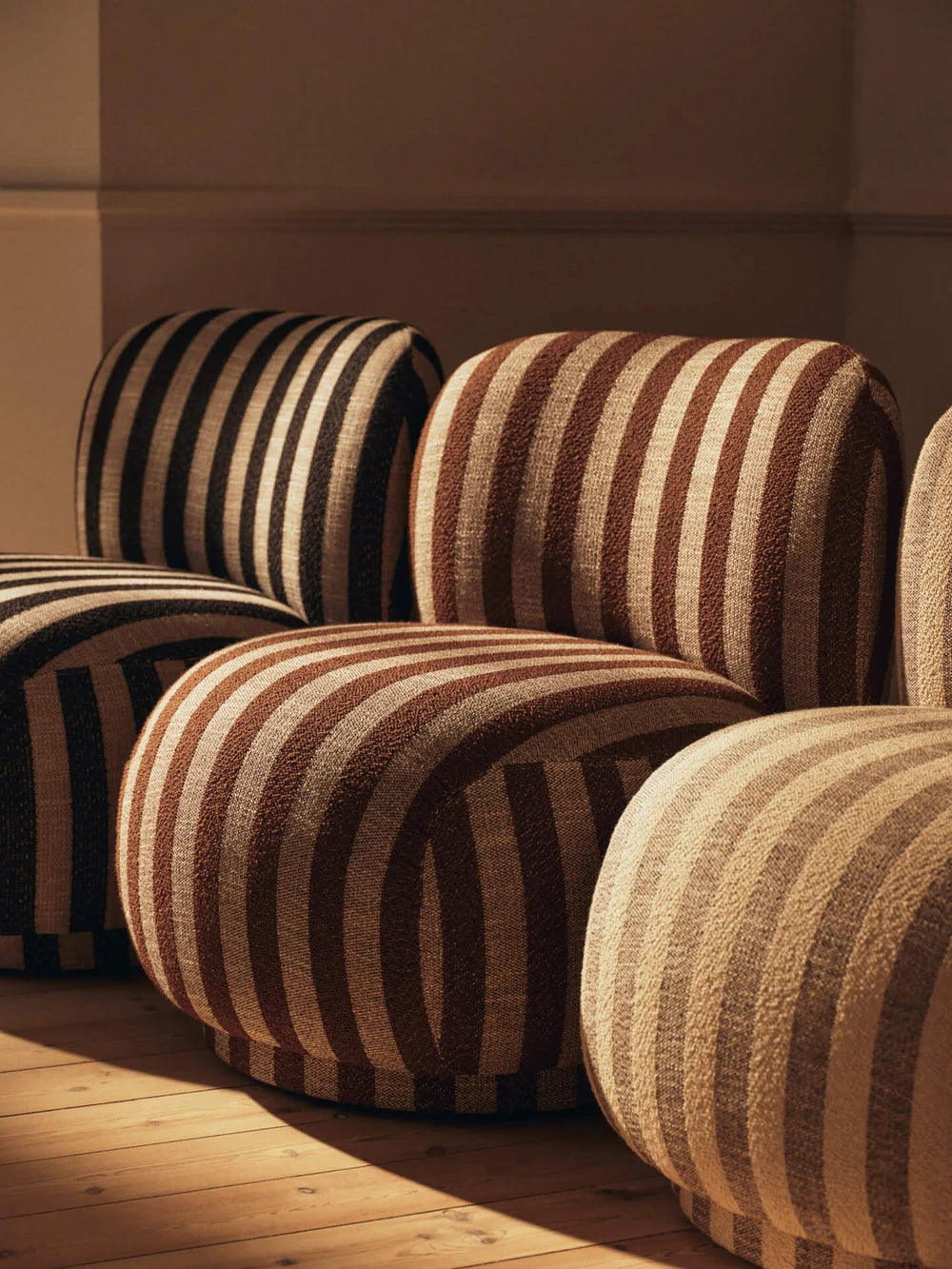 Rico Piccolo Lounge Chair Sand/Chocolate