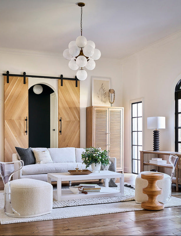 La Dame Chandelier