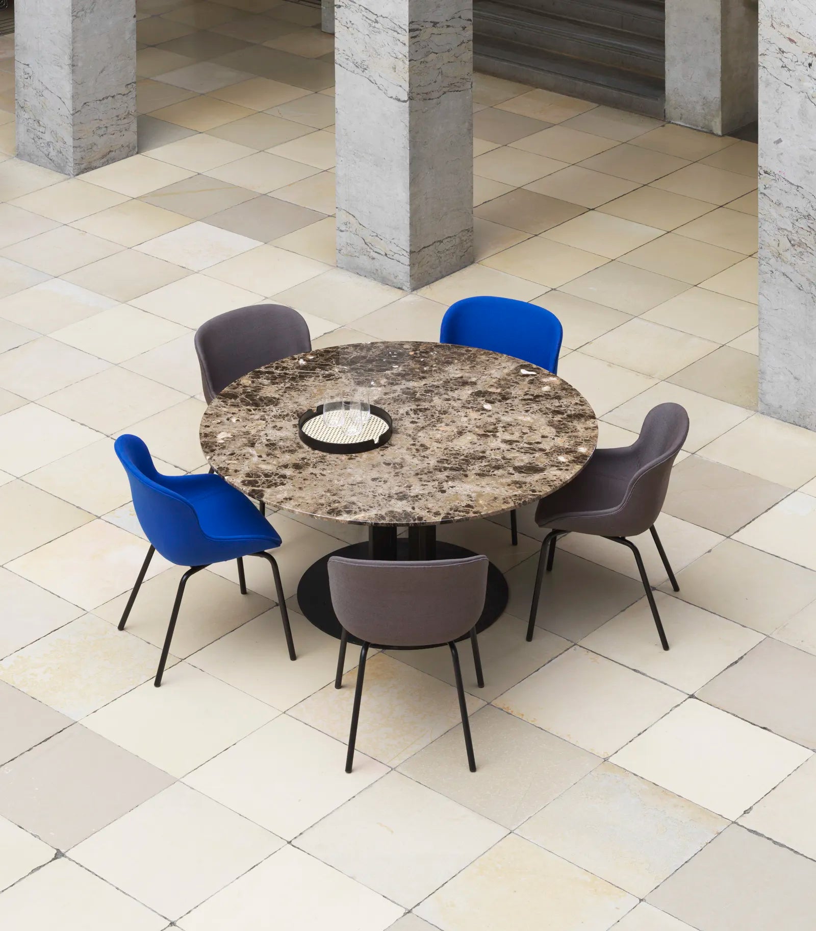 Scala Small Table Marble Black