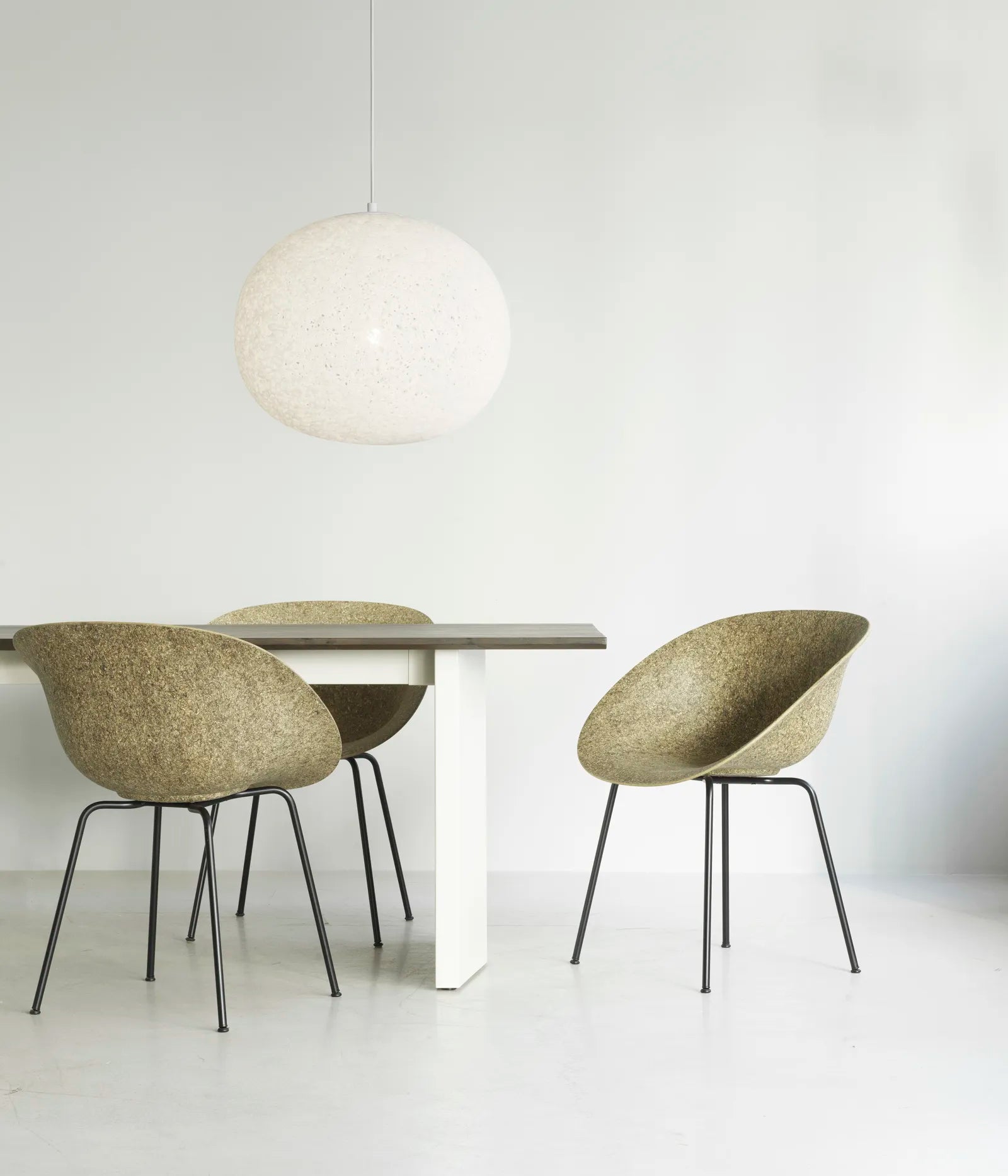 Panel Table Medium Cream/Dark Brown