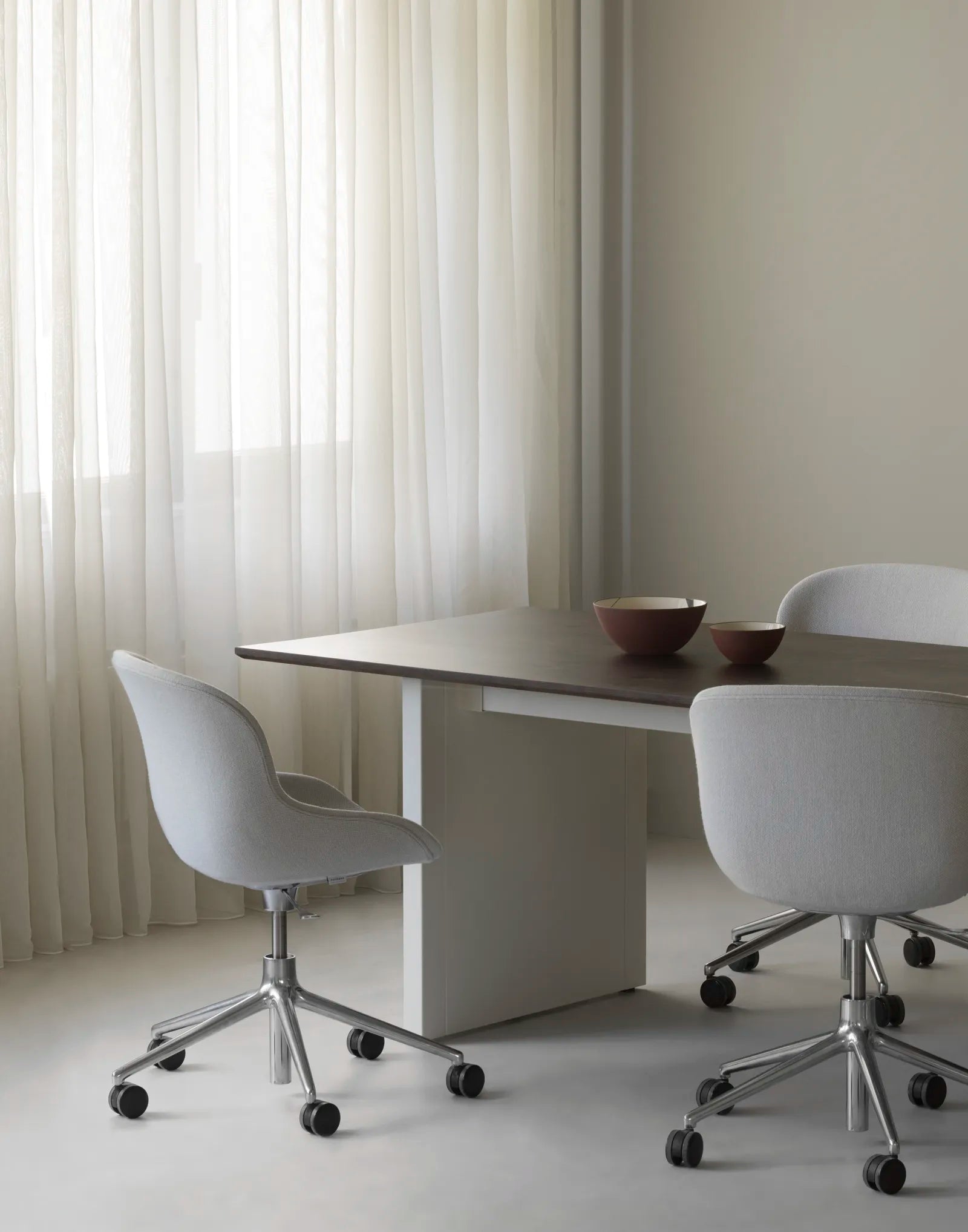 Panel Table Large Cream/Dark Brown