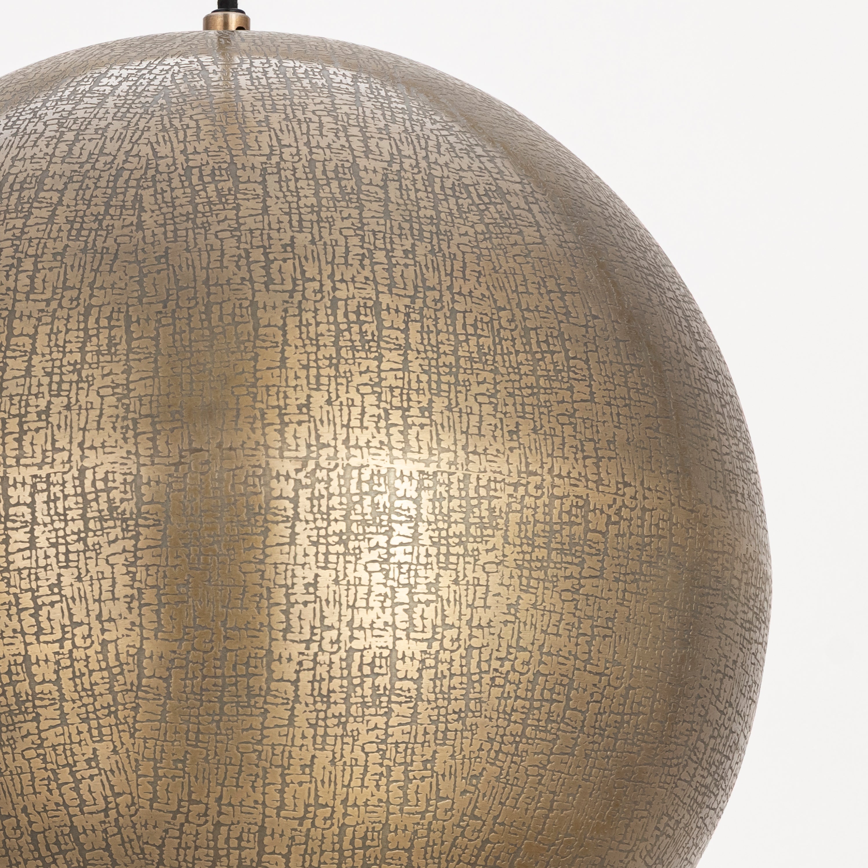 Aurelia Medium Pendant