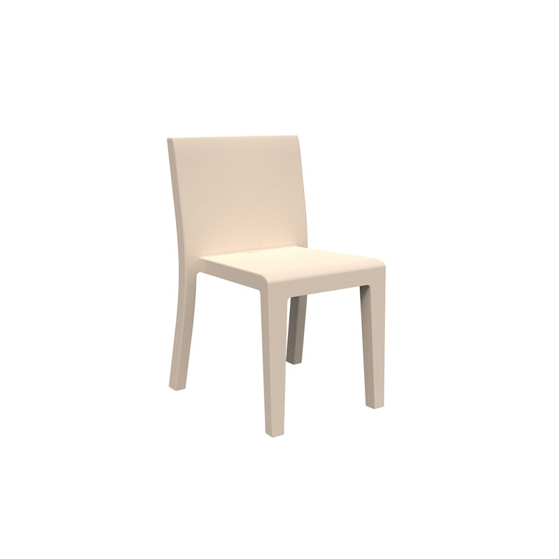 Jut Chair