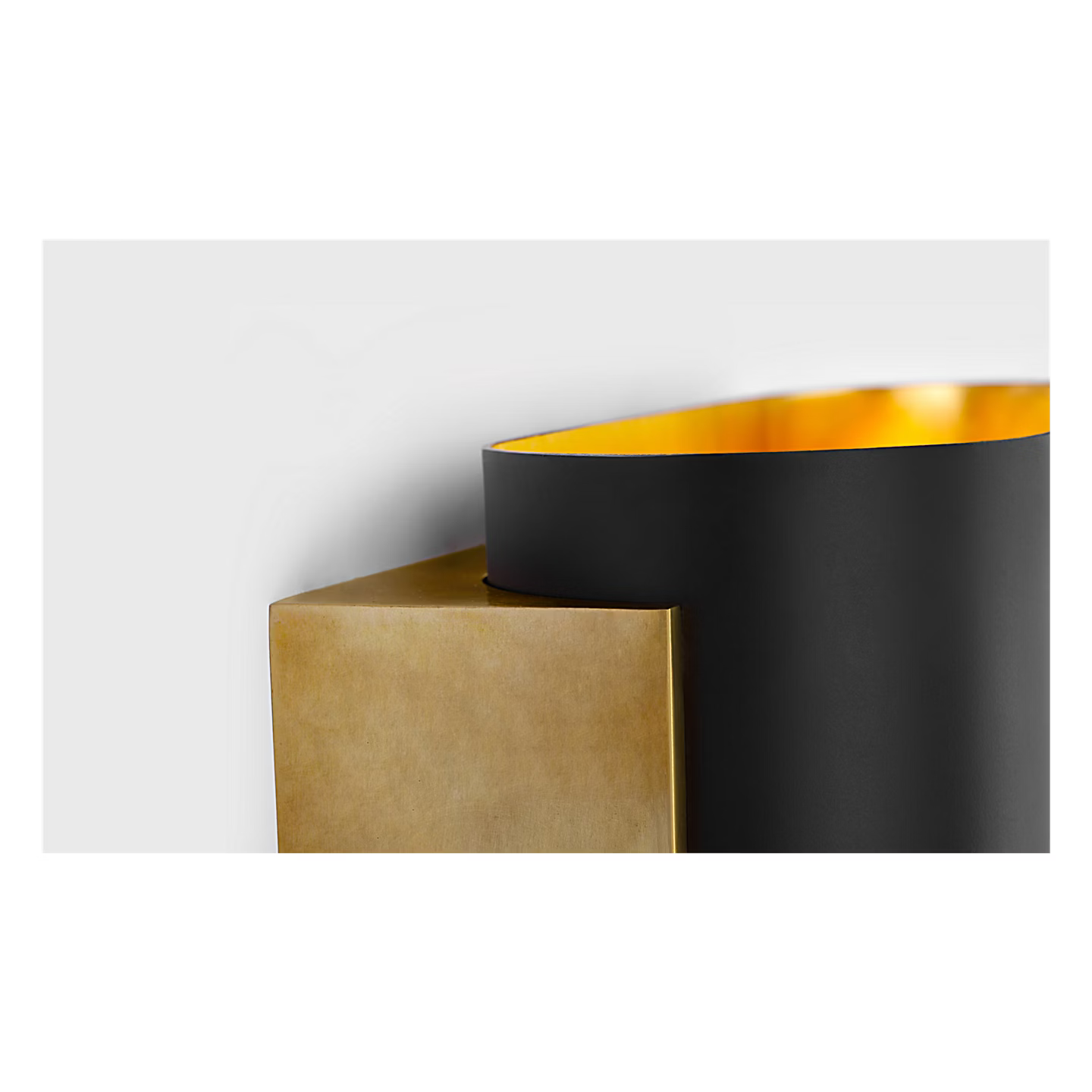 Nella Small Sconce Brass/Black