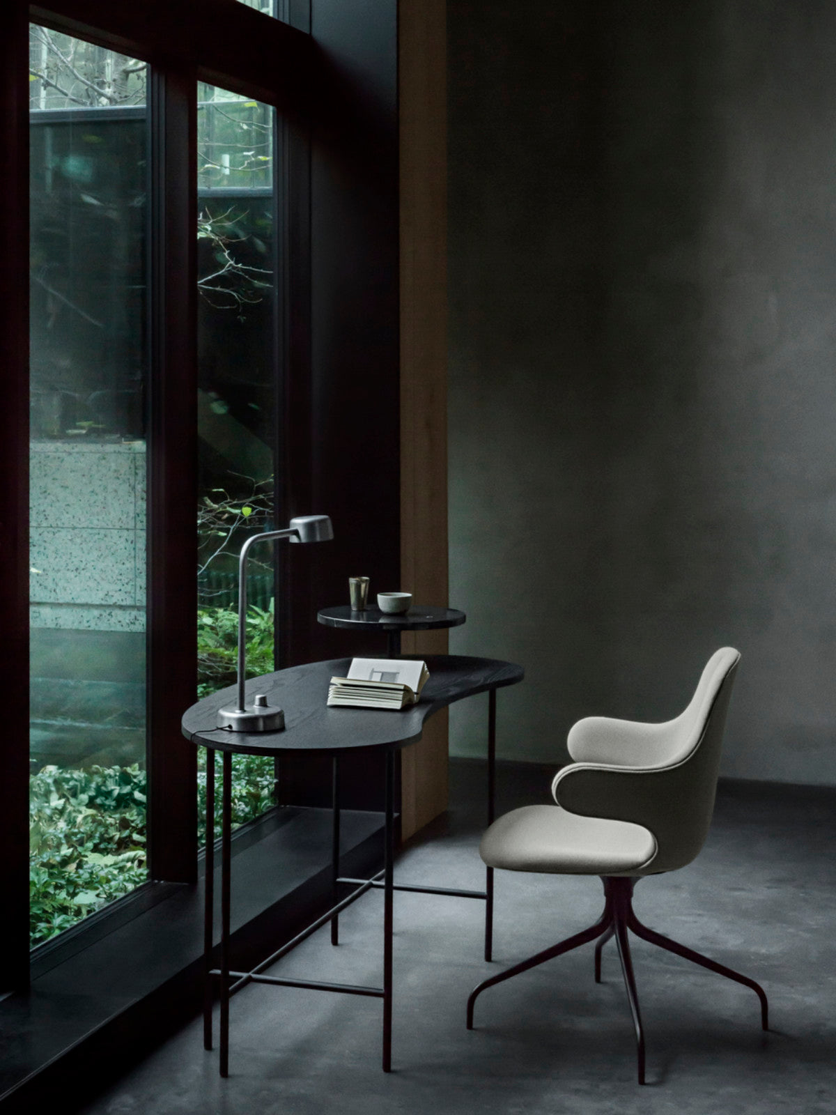 Palette JH9 Black Desk