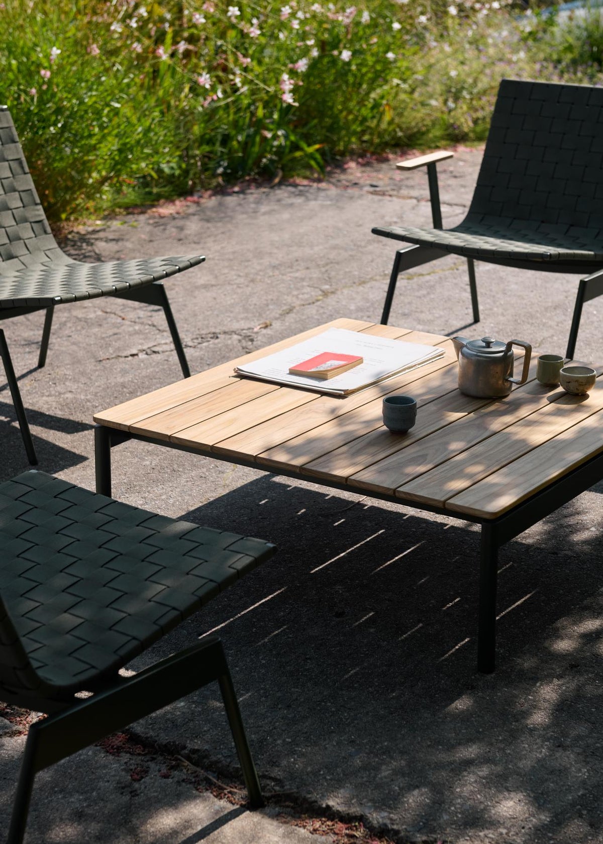 Ville Outdoor Coffee Table AV50 Bronze Green