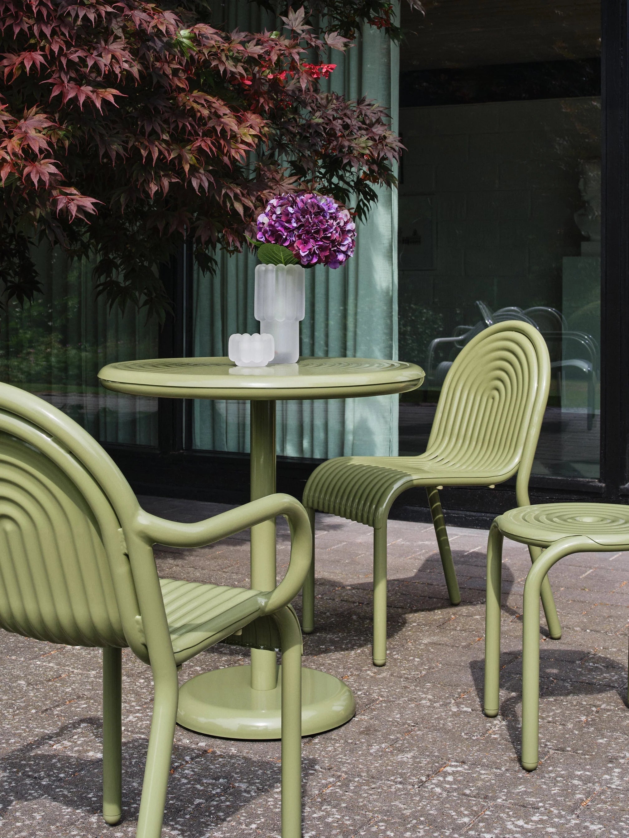 Groove Small Outdoor Table Moss