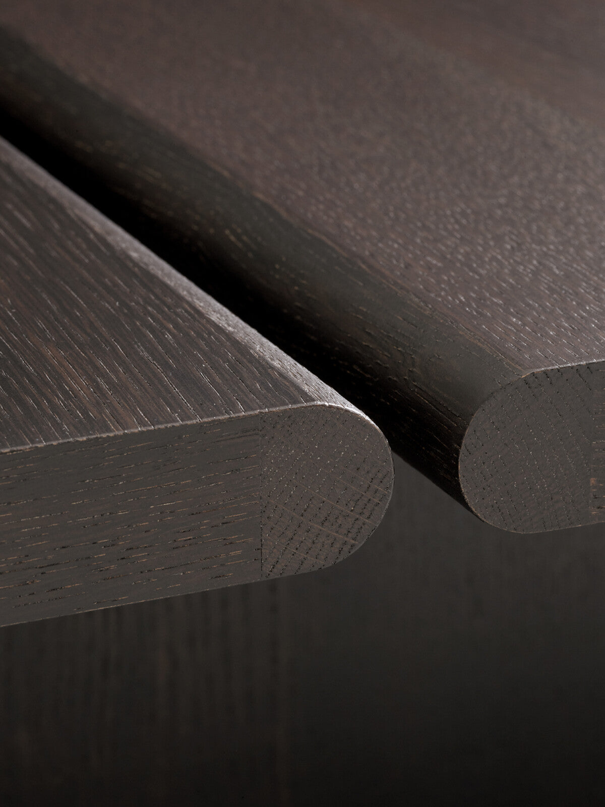 Ita Table OS4 Dark Oak