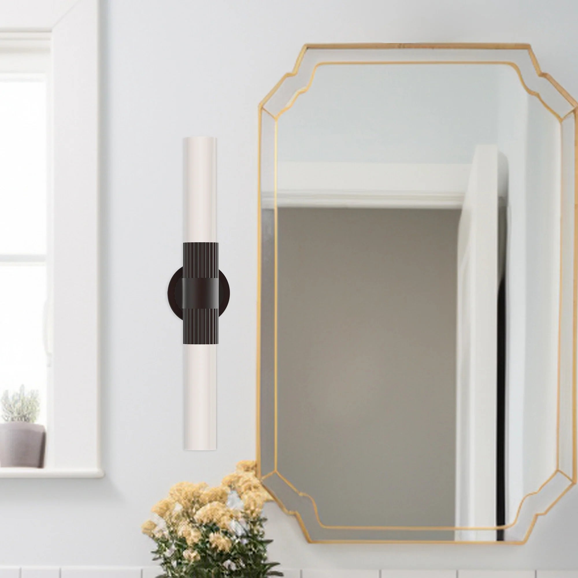Rue Wall Sconce Black