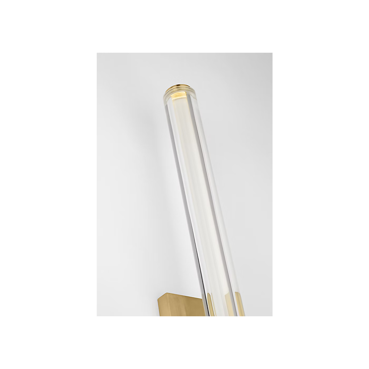 Reiya Round 13 Wall Brass
