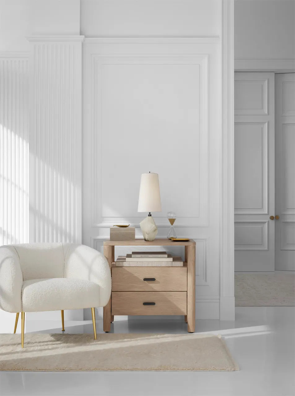 Halcyon Accent Lamp Black/White