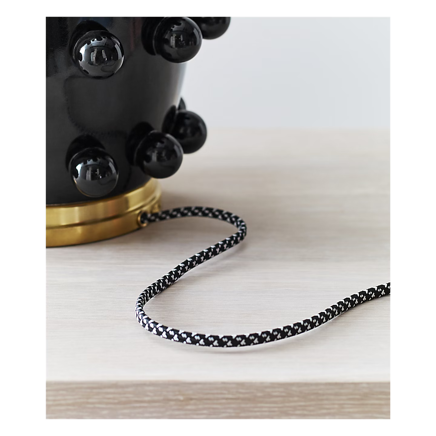 Linden Table Lamp Black