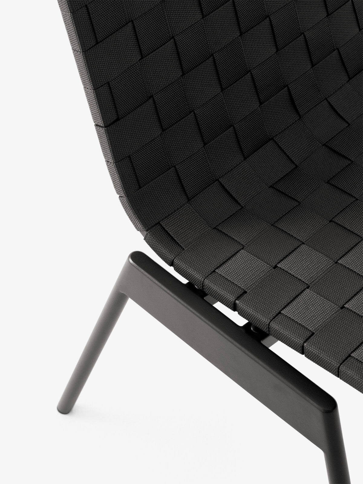 Ville AV34 Chair Warm Black