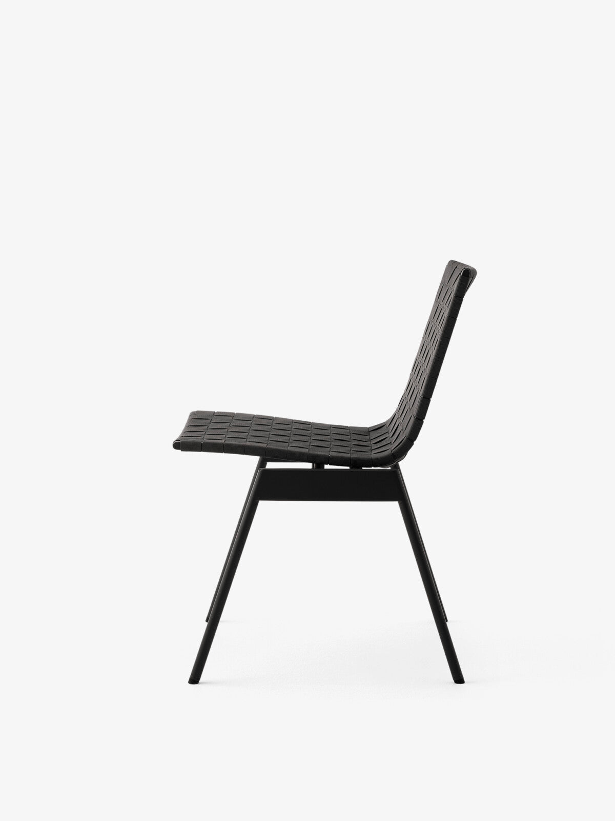 Ville AV34 Chair Warm Black