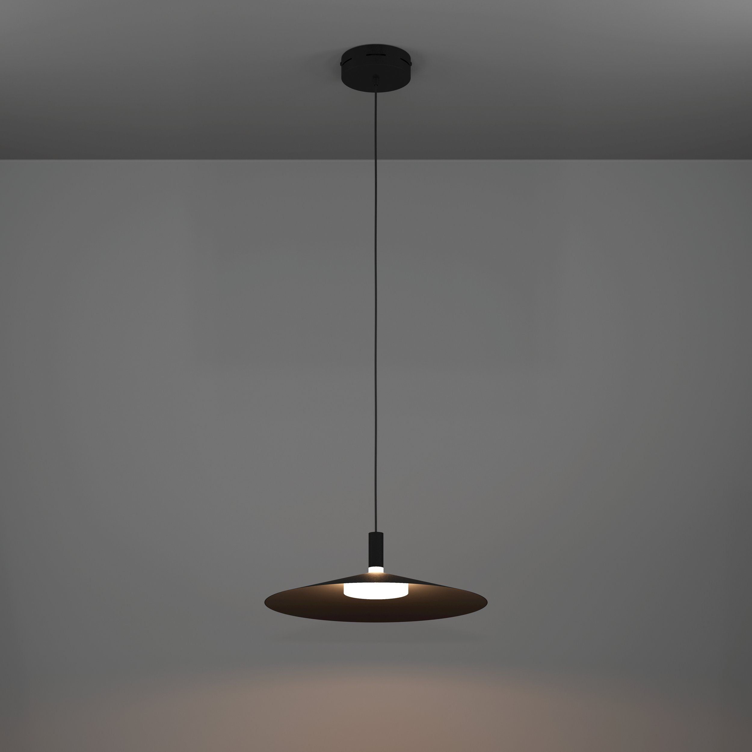 Conomavilla Pendant
