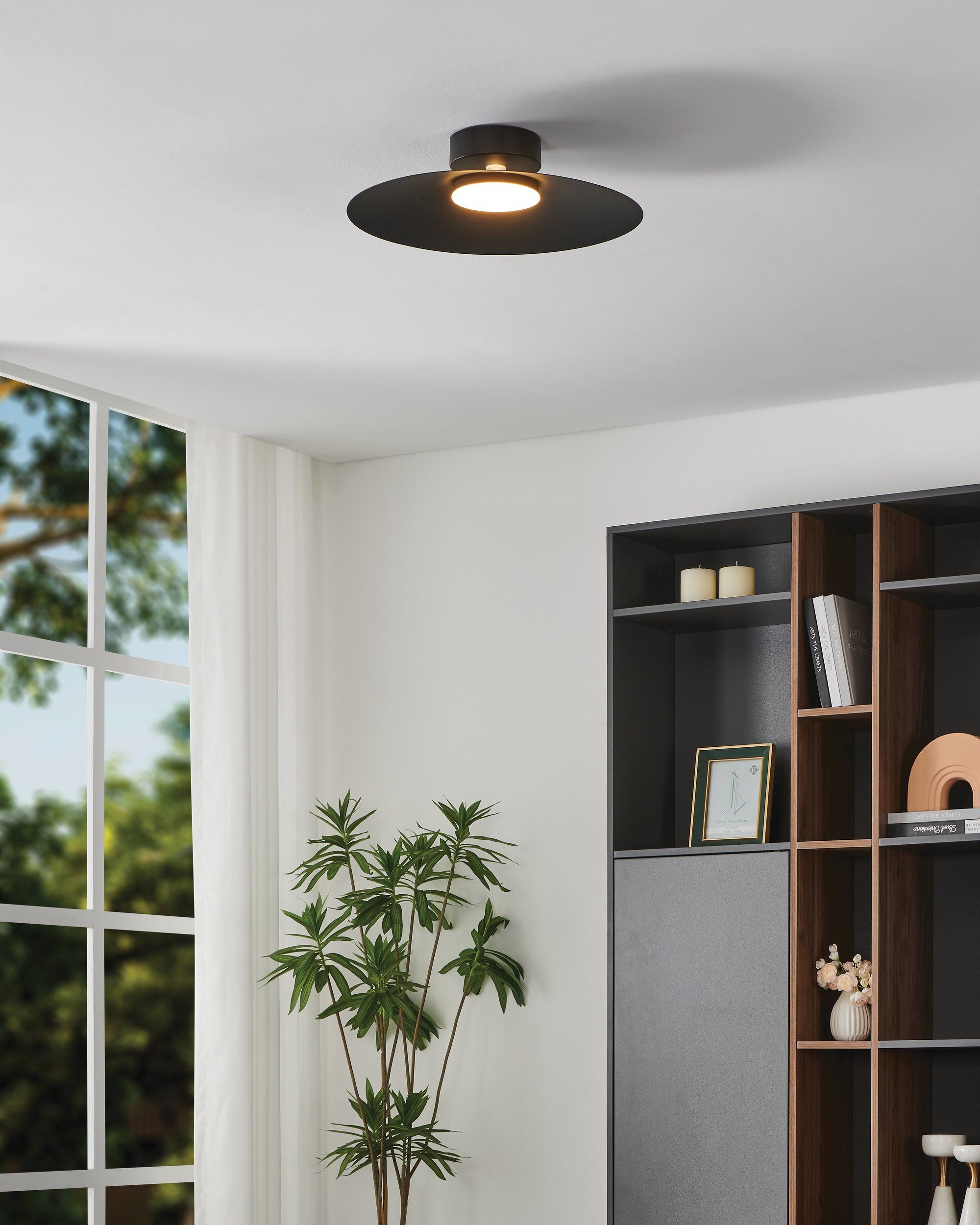 Conomavilla Flush Mount